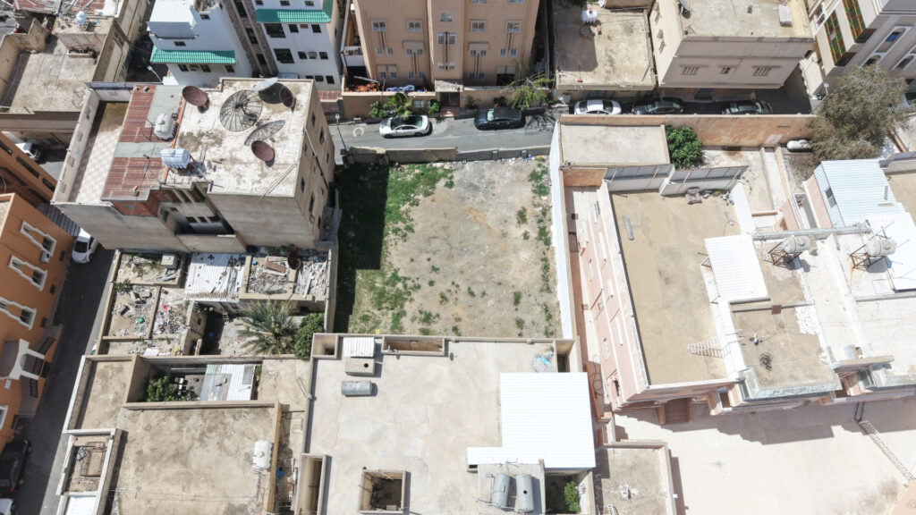 15-أرض سكنية بحي اليمانية