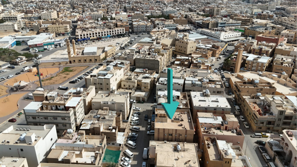 5-عمارة سكنية مؤجرة بالكامل بحي ( العمل – الرياض ) بمساحة 400 م