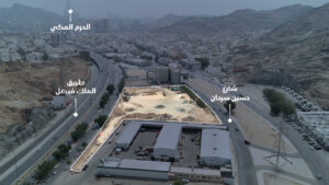 1-أرض تجارية سكنية – حي جبل النور – بمساحة 28,527.37 متر مربع