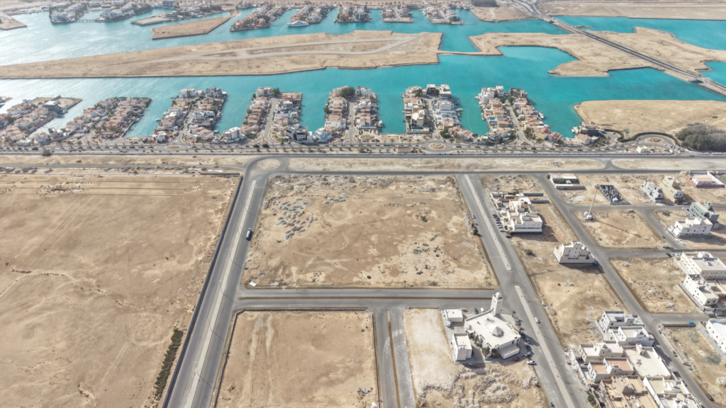 13-أرض سكنية حي البحيرات بمساحة 9962.5 م² في مدينة جدة