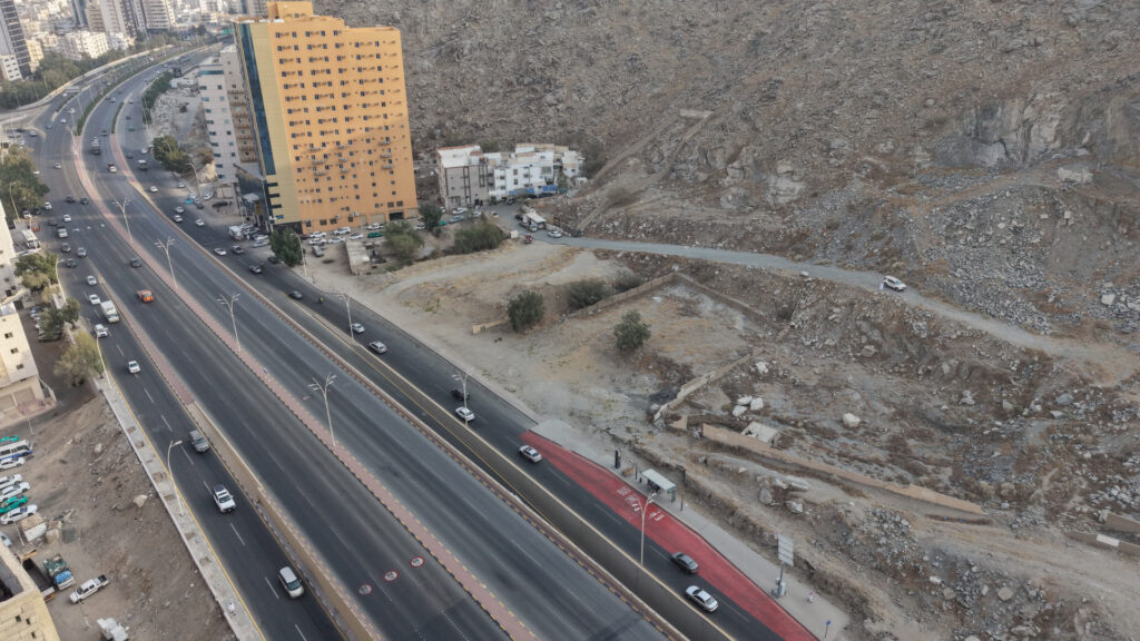 3-أرض سكنية