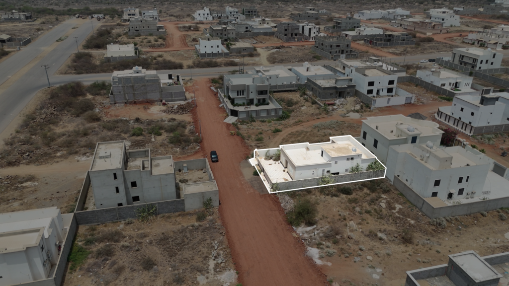 5-أرض سكنية – قرية الكواملة