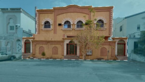 1-عمارة سكنية في حي النهضة بمساحة 400م قطعة رقم 1099
