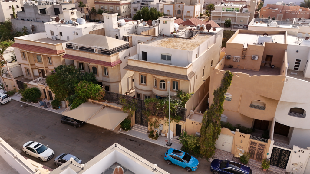 8-فيلا 435م2 في حي البساتين