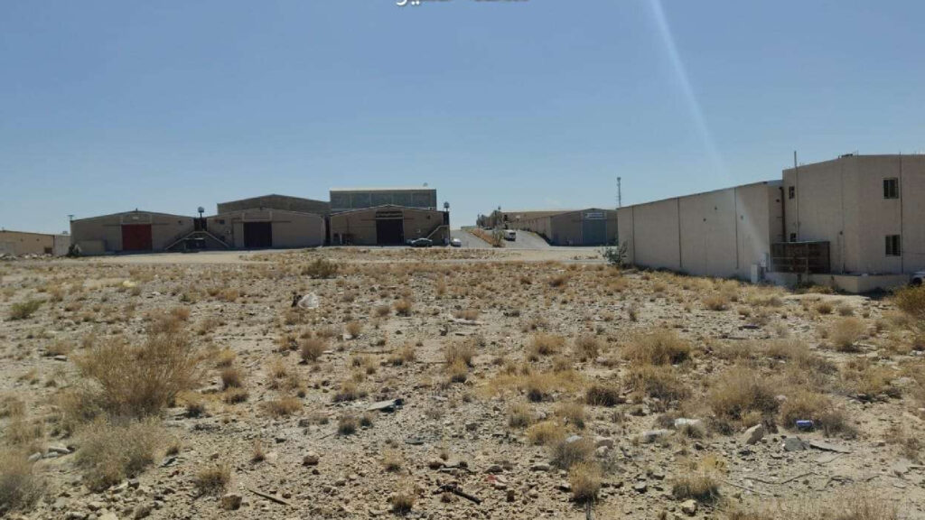 10-أرض سكنية 800م2 بحي الصناعية خميس مشيط