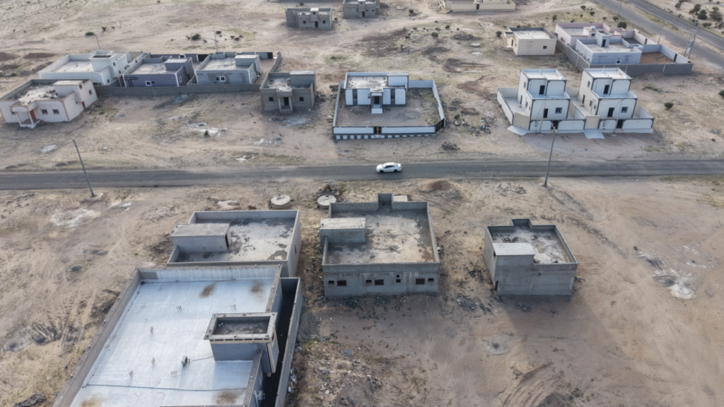 2-دور سكني بمساحة 600 م² في مدينة تثليث