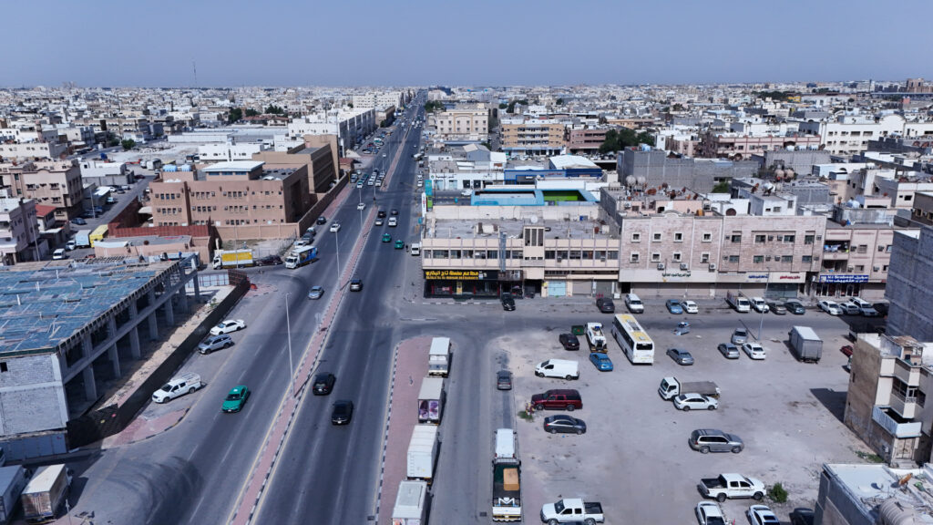 14-عمارة مـؤجرة بحي الخليج