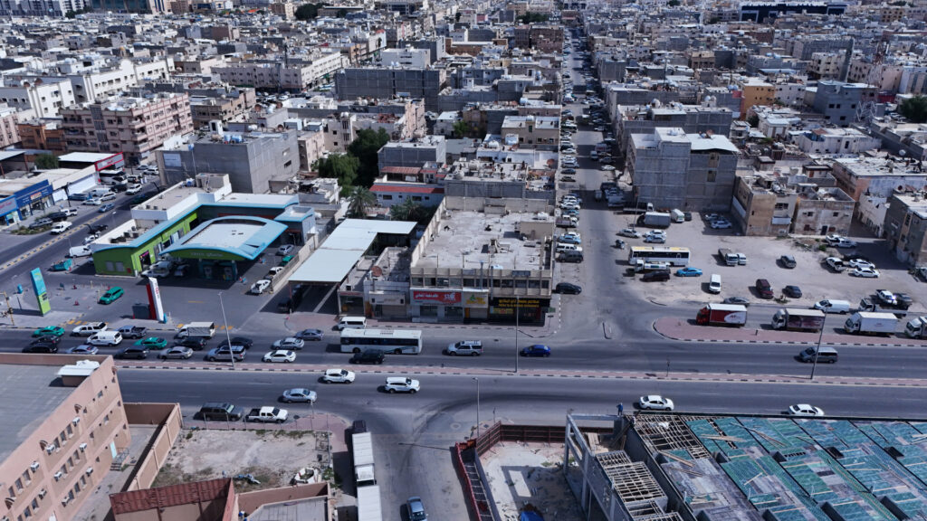 14-عمارة مـؤجرة بحي الخليج