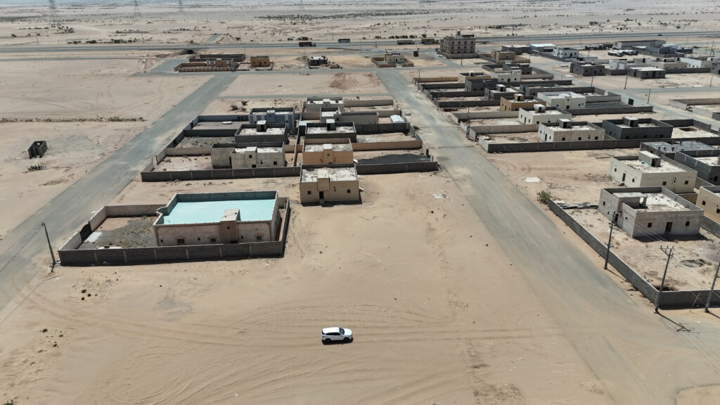 5-أرض سكنية بحي الجوبه