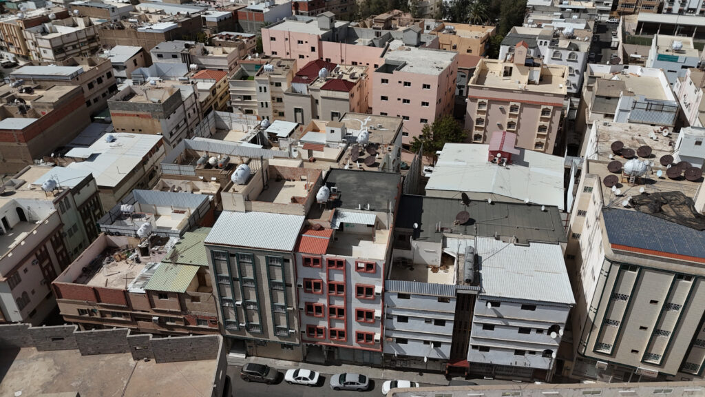16-عمارة سكنية حي الشهداء الشمالية
