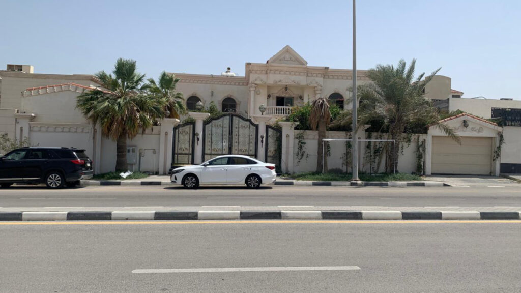 4-فيلا سكنية بحي الدوحة الجنوبية
