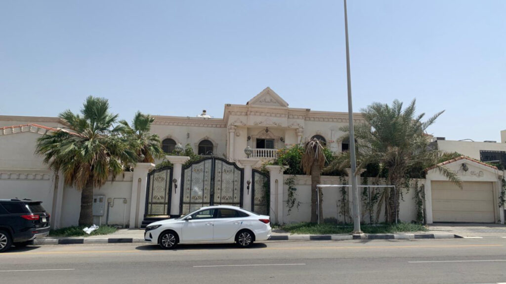 4-فيلا سكنية بحي الدوحة الجنوبية