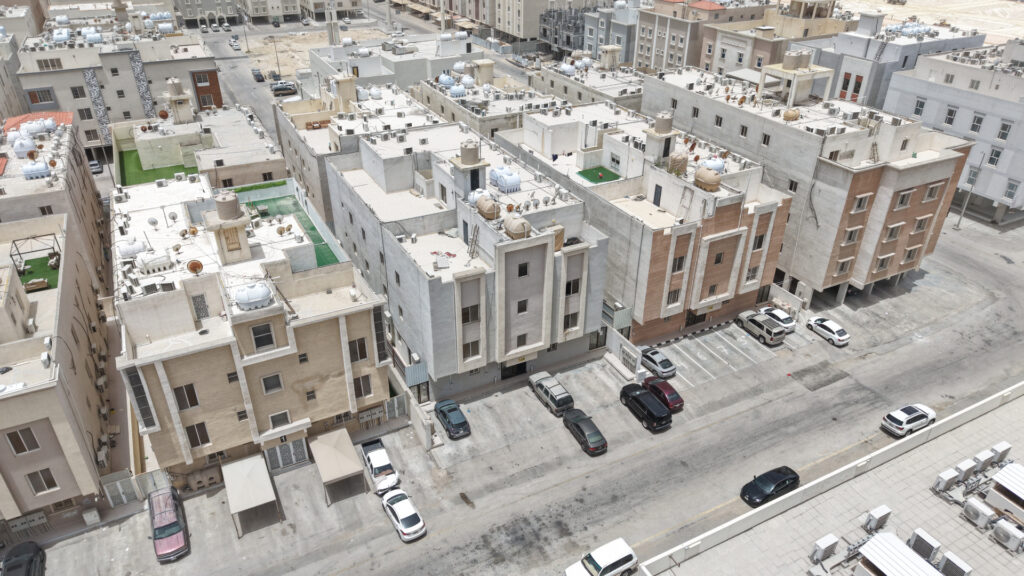 16- شقة سكنية بحي الشعلة بمساحة 206.33 م² في مدينة الدمام