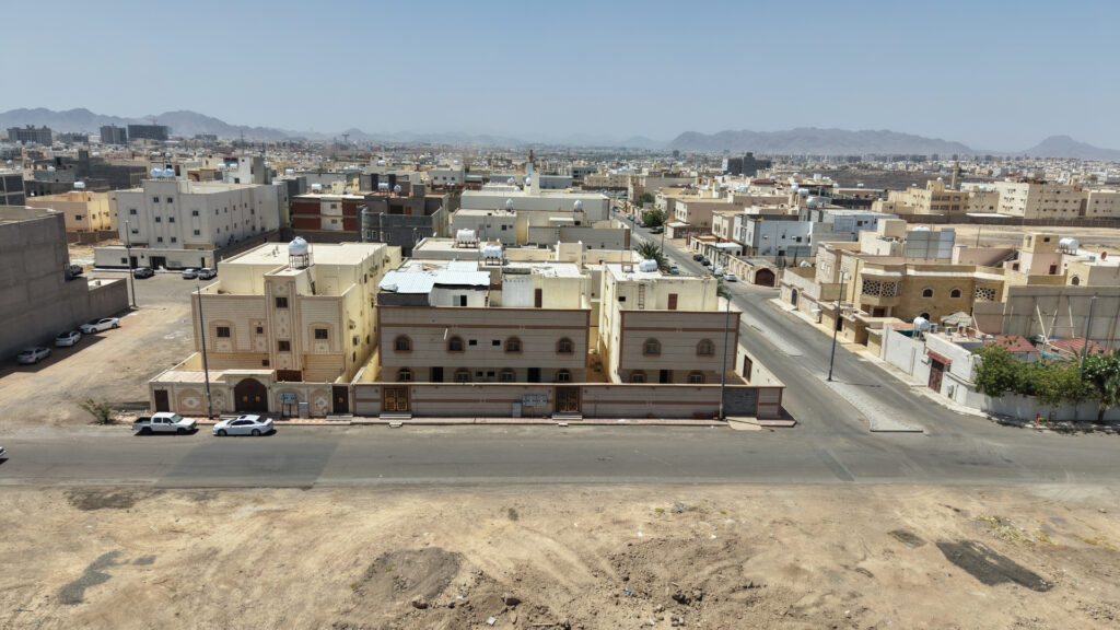 7- 3 فلل سكنية حي شوران/ج
