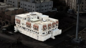 9-عمارة سكنية حي ابيار علي