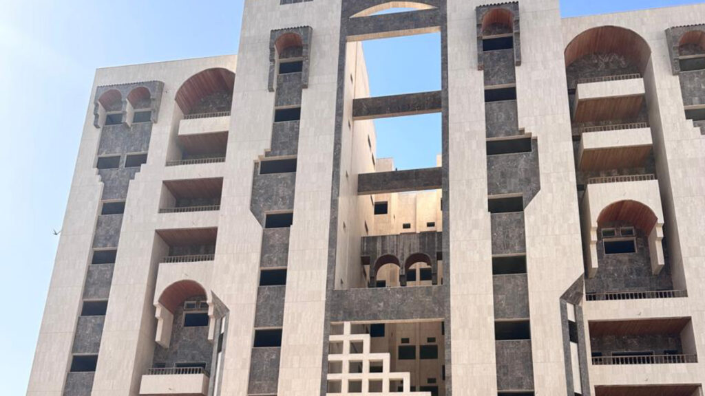 10-برج سكني حي جزع قباء