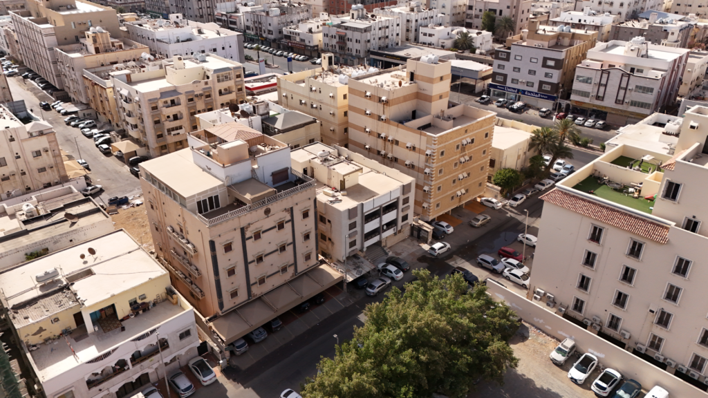 8-عمارة 500م2 في حي الربوة