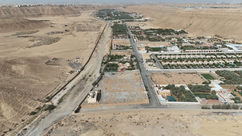 1-أرض زراعية بحي وادي لبن