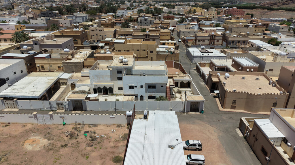 17-فيلا بحي الزباره