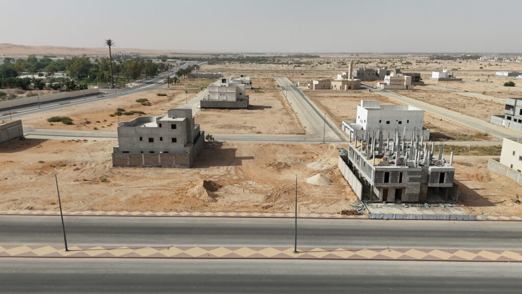 9-أرض سكنية بحي الناصرية