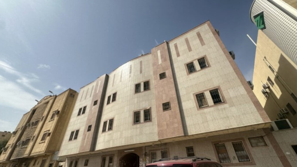 4- شقة سكنية في حي دار البيضاء – 398507005932