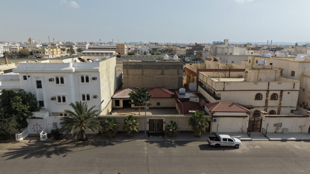 11-استراحة سكنية 400م2 بحي الحزامي