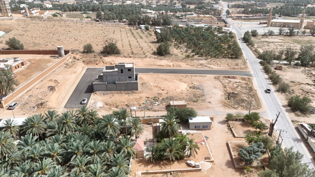 9-أرض بحي الخضر