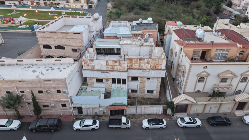 10-فيلا سكنية بمساحة 417.17 م ( الطائف – أم العراد )