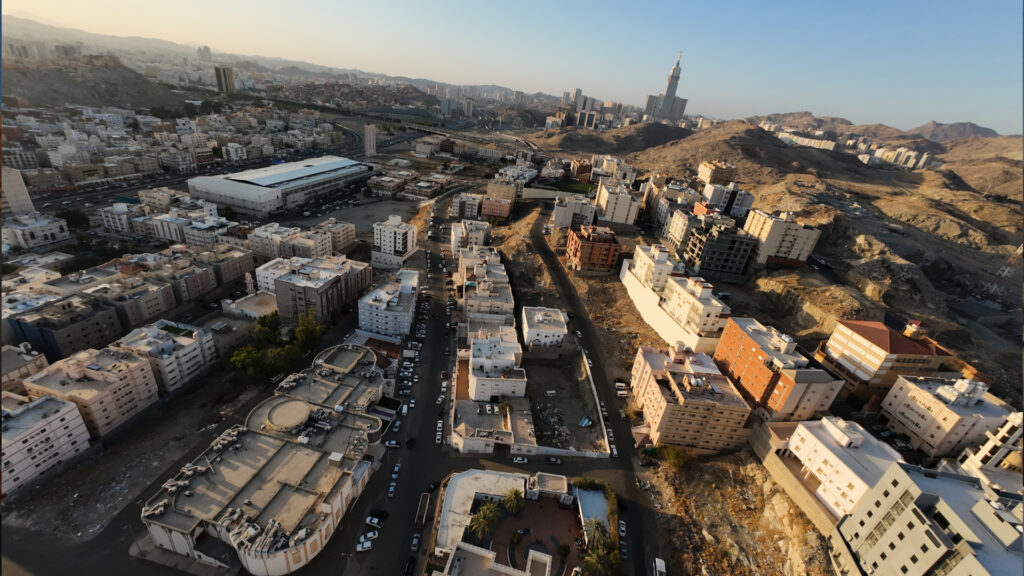 16-أرض سكنية بحي جنوب المسفلة رقم 2