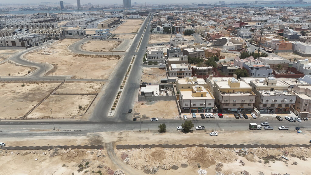 5-أرض سكنية بحي أبحر الشمالية