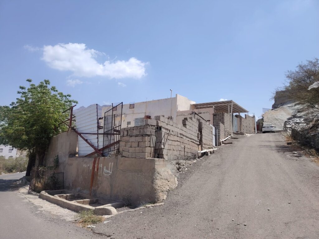 7-عمارة سكنية 1842م2 بحي الربيع