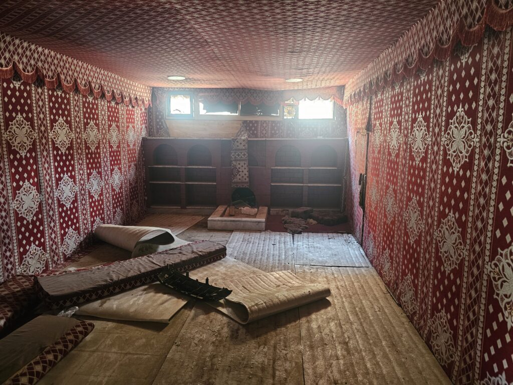 9- عمارة بحي أبو سبعة بصك 860646005325