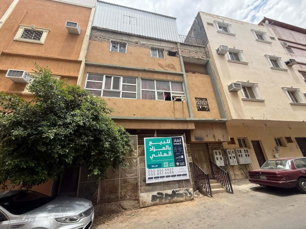 1-عمارة بحي الشهداء الجنوبية بمساحة 85.5 م² في مدينة الطائف