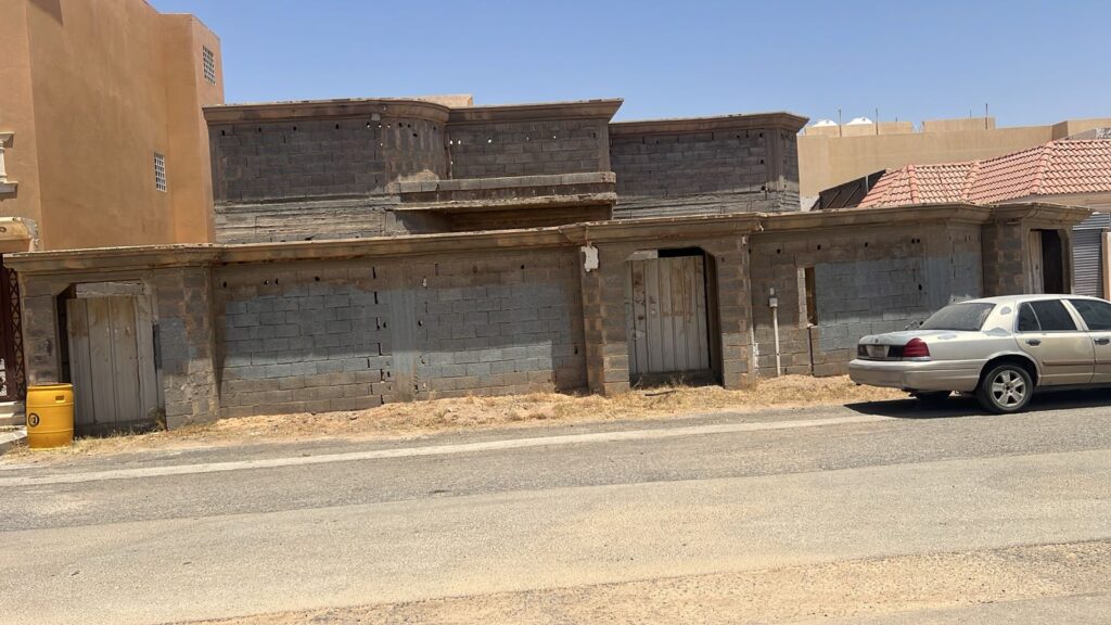 3- فيلا سكنية – حي الخالدية بمساحة 537 م² في مدينة عنيزة