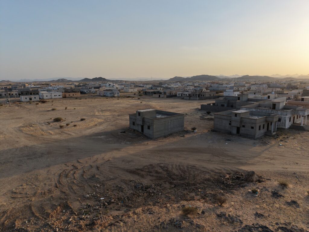 9-فيلا سكنية بتثليث بحي 110 / 1427 / ع / 9 بمساحة 600 م² في مدينة تثليث