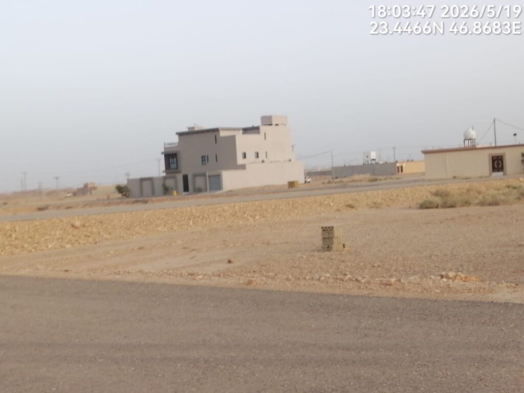 1-أرض – حي المصيف بمساحة 700 م² في مدينة حوطة بني تميم