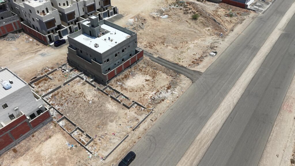 1- ارض سكني تجاري بحي الوفاء بمساحة 400 م² في مدينة جدة