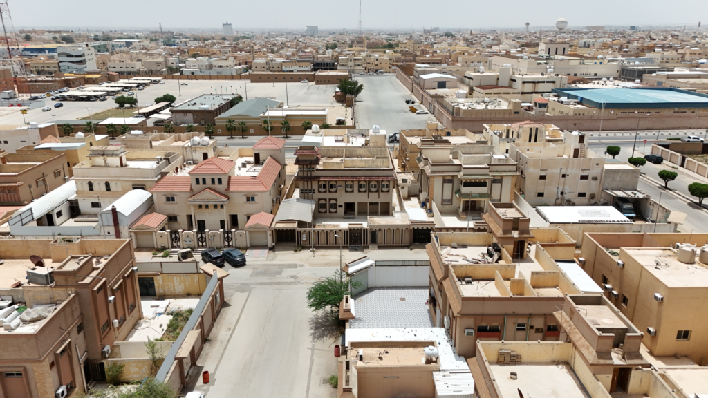 2- فيلا سكنية 625م2 بحي الصفراء