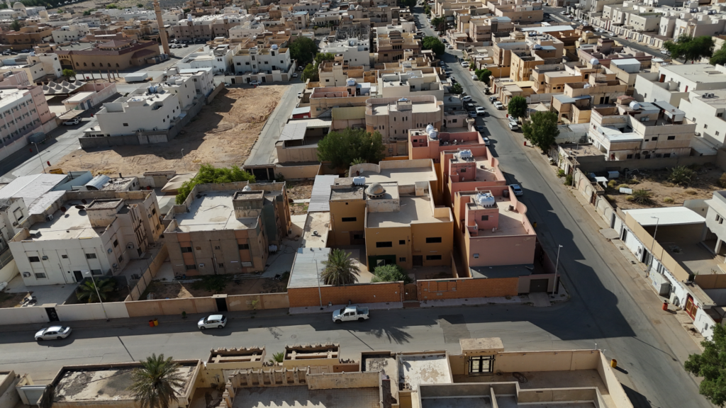 6- فيلا سكنية 1204م2 بحي المنار