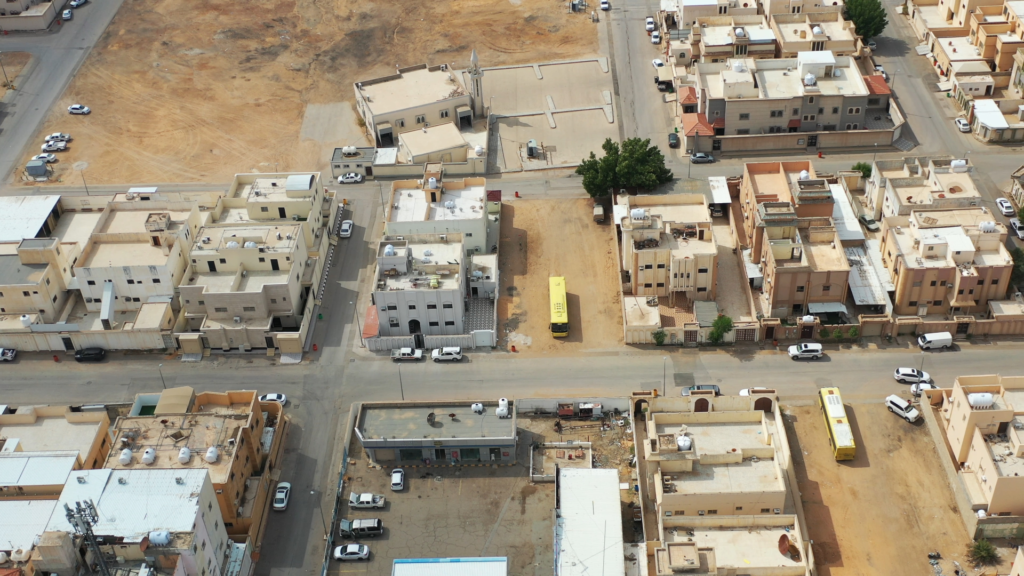 11- ارض سكنية 800م2 بحي الورود