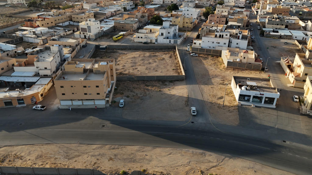 13- ارض سكنية 500م2 بحي الروابي