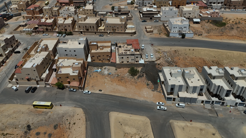 14- ارض سكنية 500م2 بحي الروابي