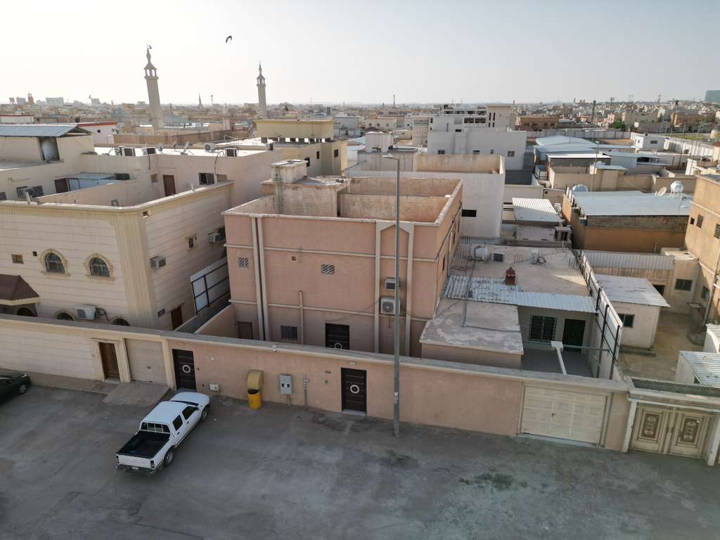 5- فيلا سكنية بحي الخالدية بمساحة 385.63 م² في مدينة الخرج