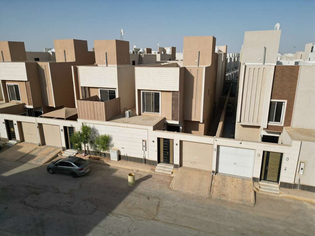 6- فيلا دوبلكس بحي مشرفة بمساحة 255 م² في مدينة الخرج