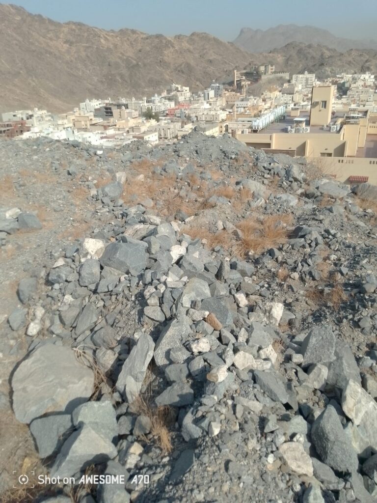 6-أرض سكنية – مخطط جنوب العزيزية