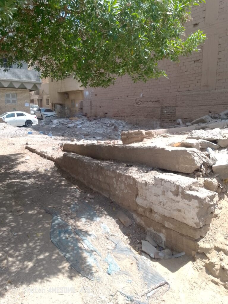16-أرض سكنية – المعابدة شارع الحج