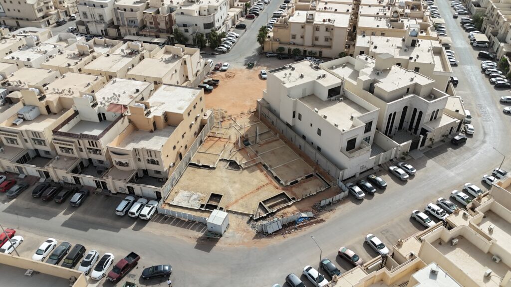 02 – أرض سكنية بحي الرمال / الرياض – بمساحة 877.43 م²