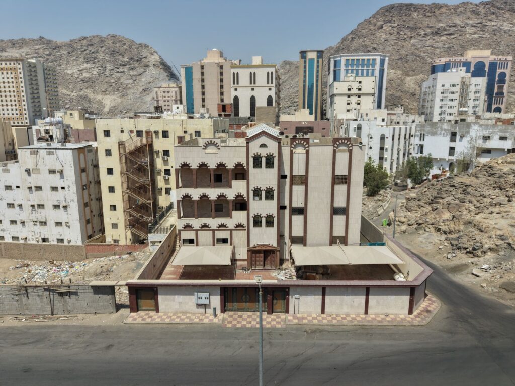 5-عمارة سكنية بمساحة 728.24 م² في مدينة مكة المكرمة – العاصمة المقدسة