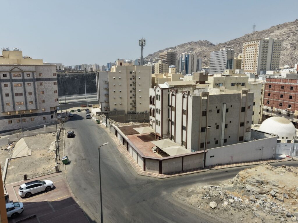 5-عمارة سكنية بمساحة 728.24 م² في مدينة مكة المكرمة – العاصمة المقدسة