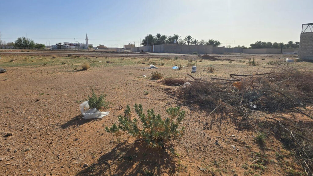 7-أرض سكنية 675م2 بحي الصفرات